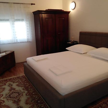 Apartman Gordana 特罗吉尔 外观 照片